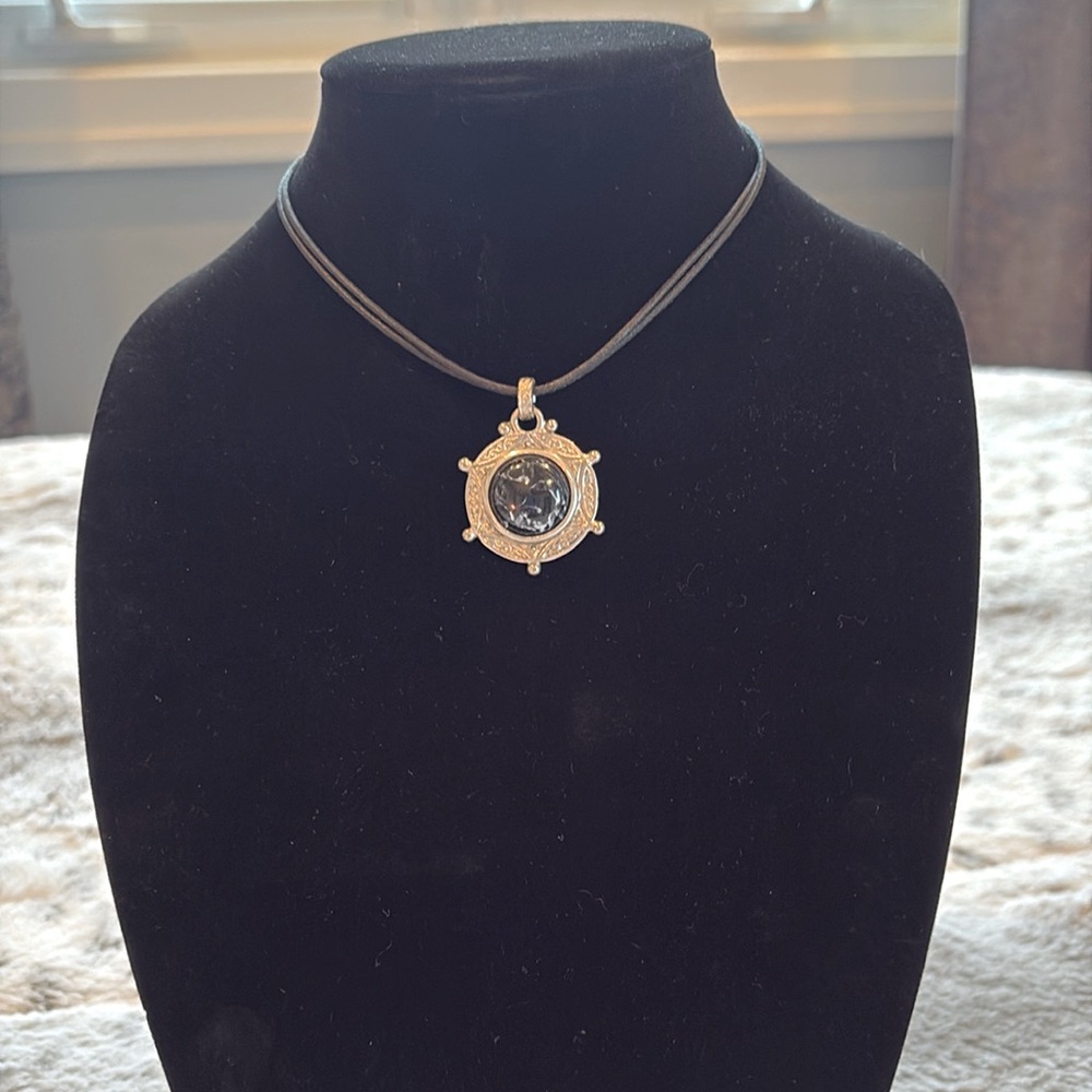 Express choker necklace.